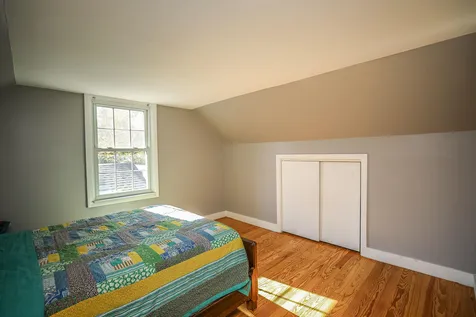 91 Elgin Avenue Manchester NH 03104