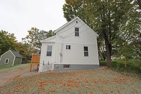 18 Worster Street Farmington NH 03835