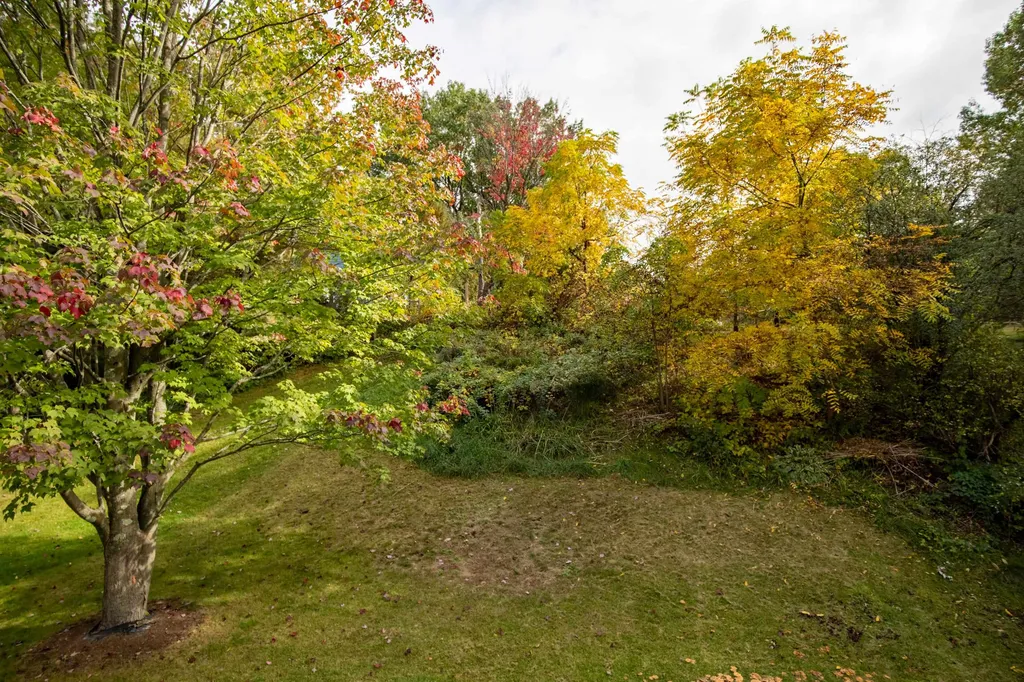 4 Valley Ridge Road South Burlington VT 05403