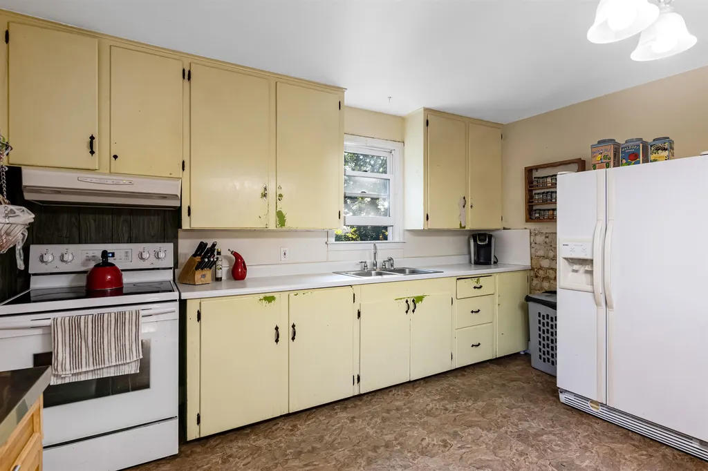 40 Prospect Street Essex VT 05452