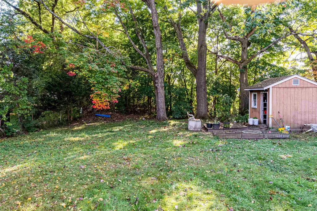 40 Prospect Street Essex VT 05452