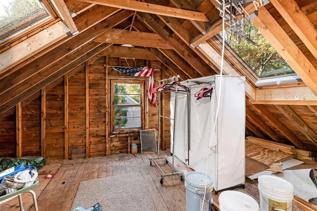 40 Prospect Street Essex VT 05452