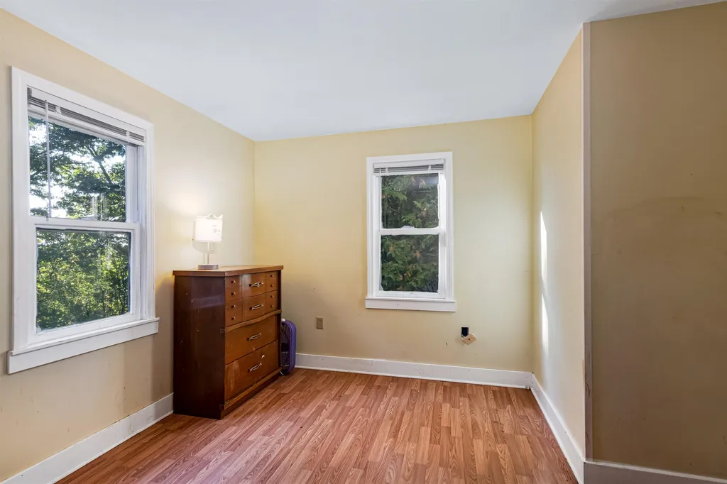 40 Prospect Street Essex VT 05452
