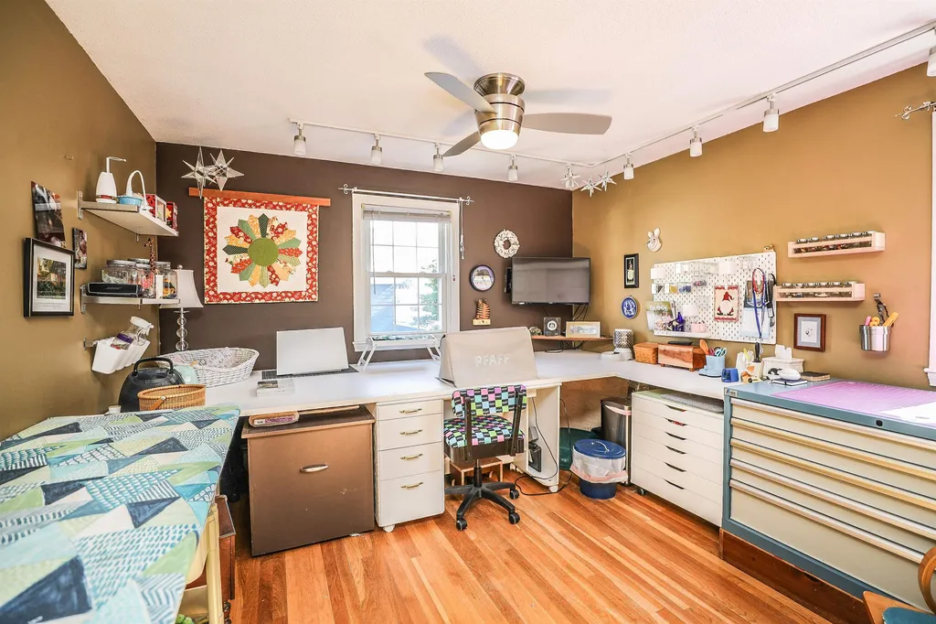 25 Shattuck Street Nashua NH 03064