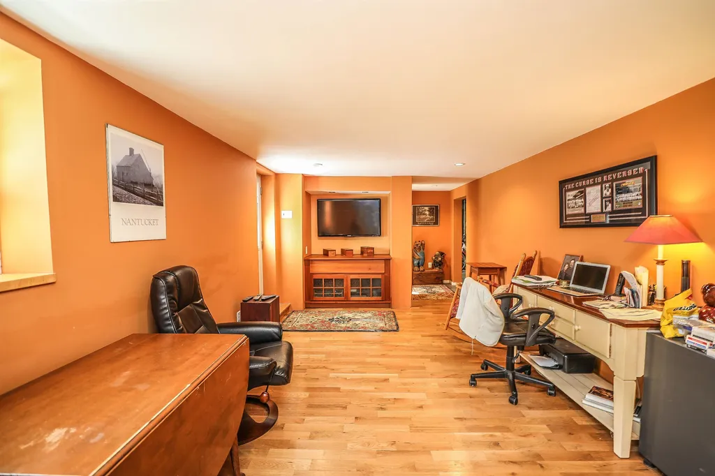 25 Shattuck Street Nashua NH 03064