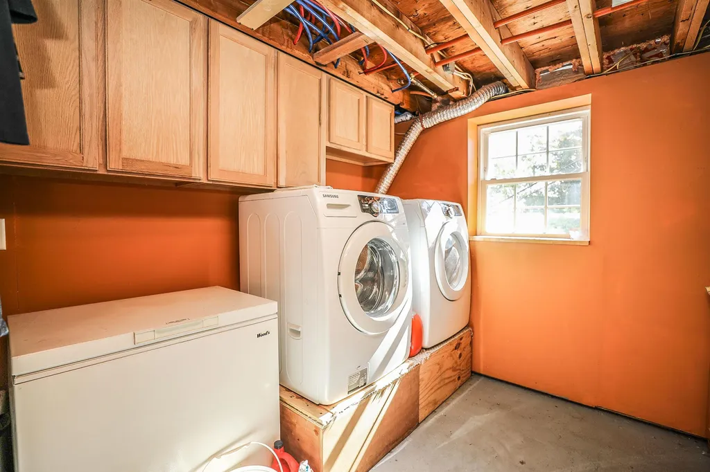 25 Shattuck Street Nashua NH 03064