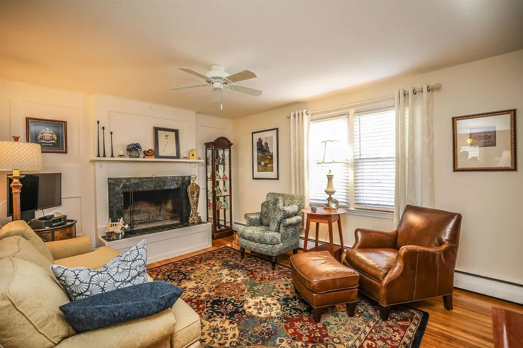 25 Shattuck Street Nashua NH 03064