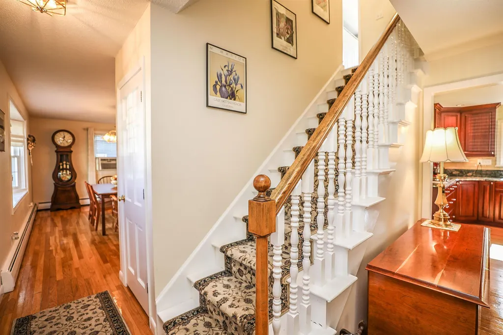 25 Shattuck Street Nashua NH 03064