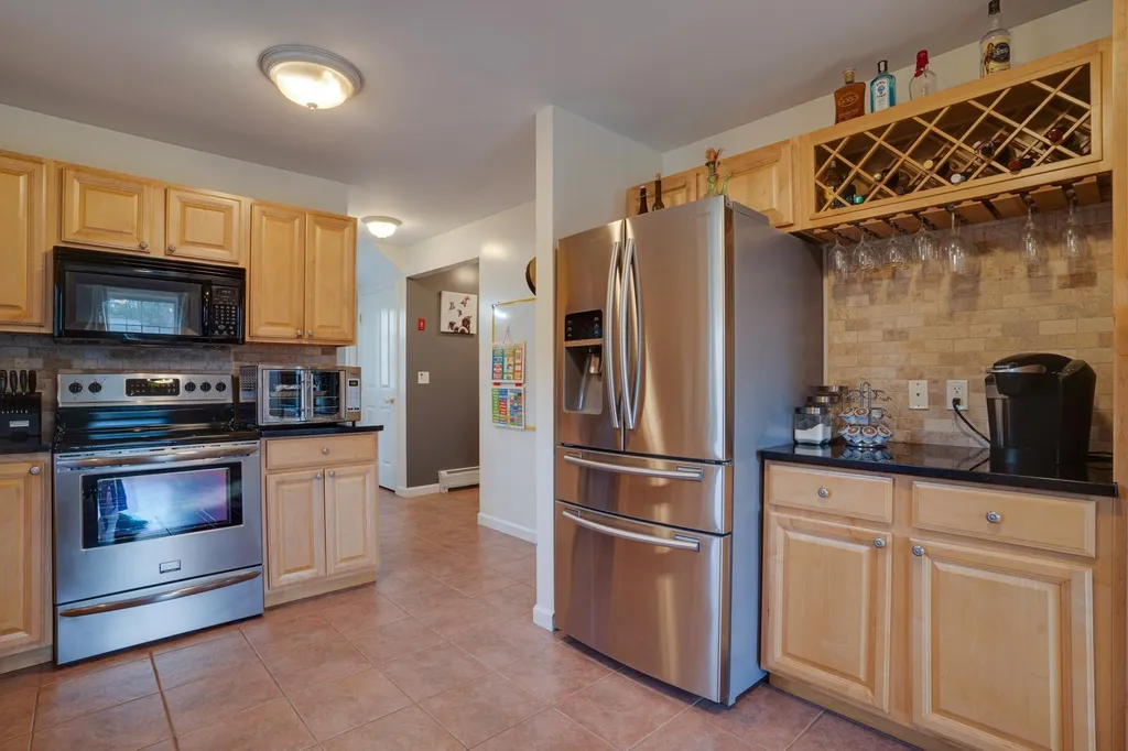 4 Brickyard Drive Rochester NH 03839