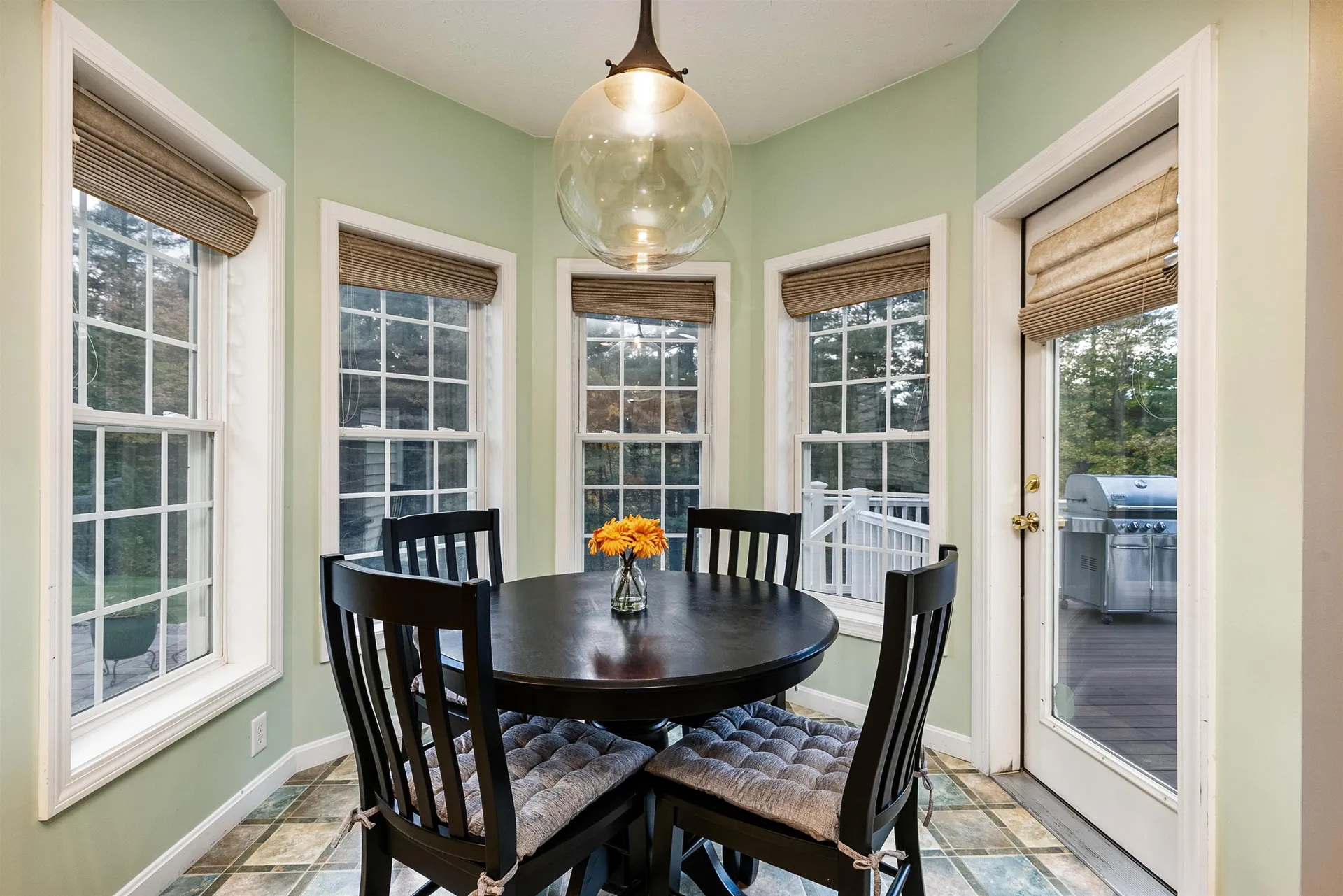 11 Hunter Mill Way Londonderry NH 03053