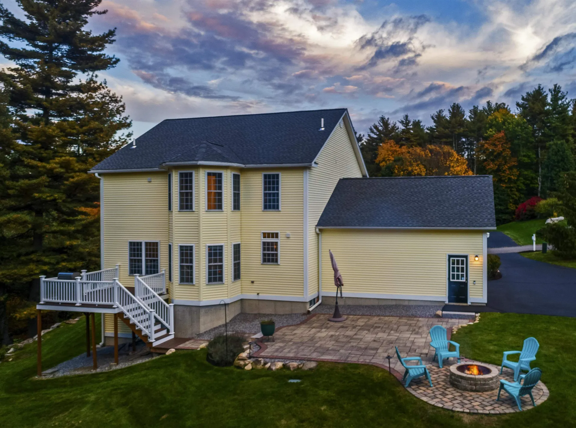 11 Hunter Mill Way Londonderry NH 03053