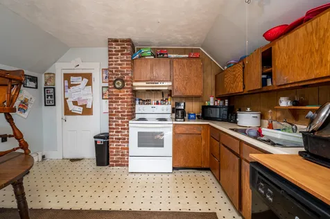 76 Spring Street Laconia NH 03246