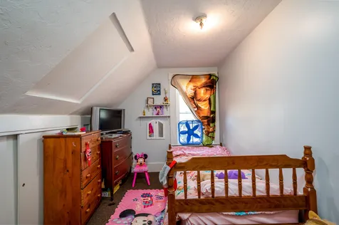 76 Spring Street Laconia NH 03246