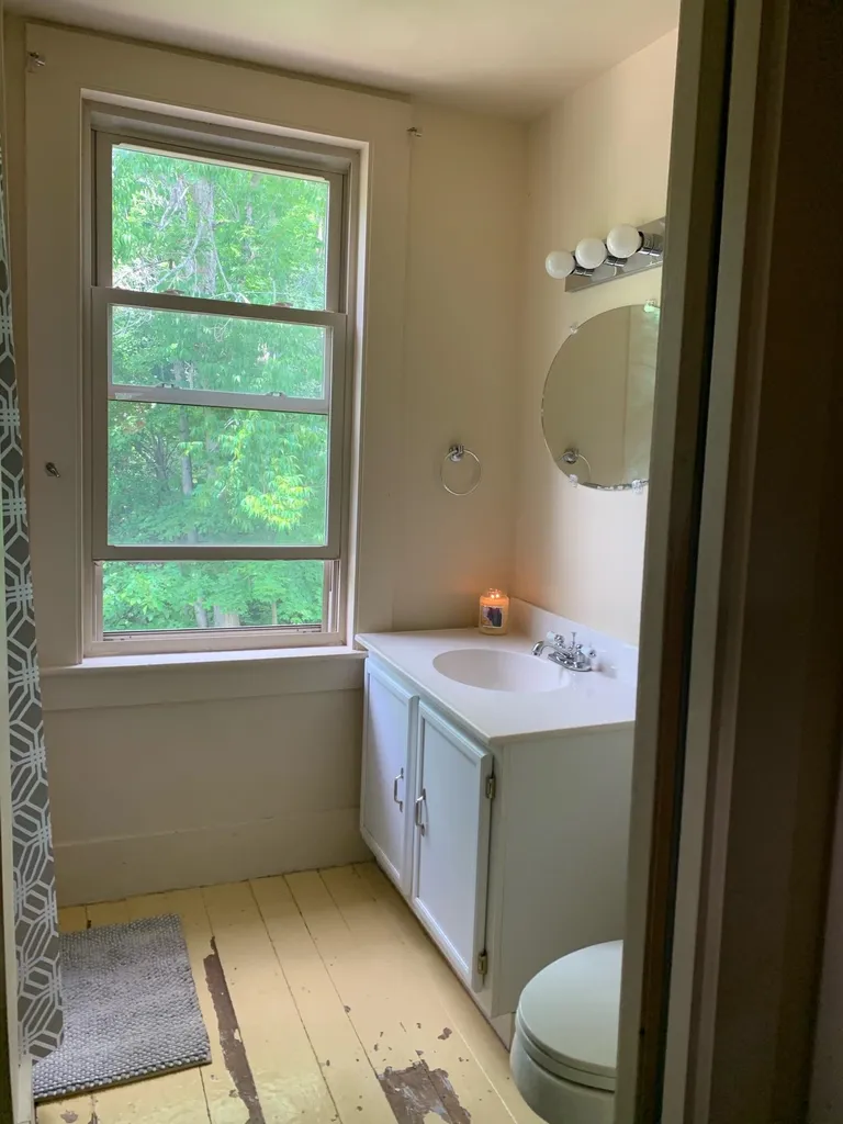 122 Middle Street Lancaster NH 03584
