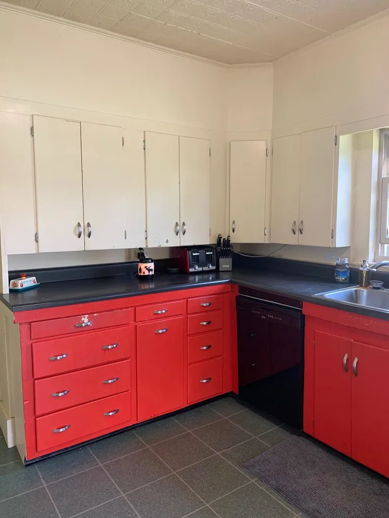 122 Middle Street Lancaster NH 03584