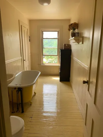 122 Middle Street Lancaster NH 03584