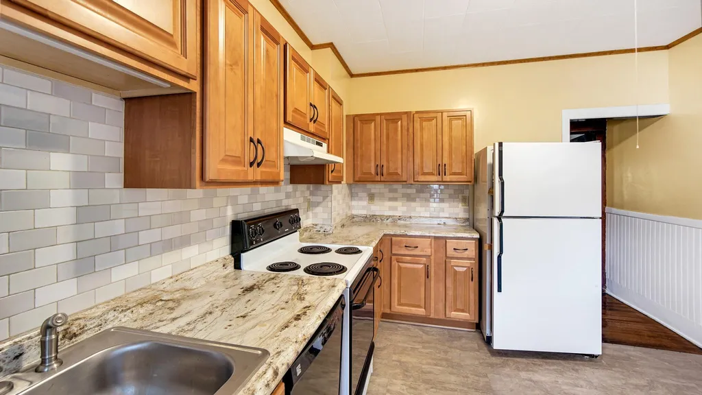 100-102 Baker Street Richmond VT 05477