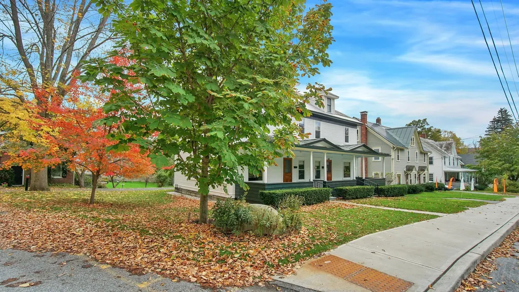 100-102 Baker Street Richmond VT 05477