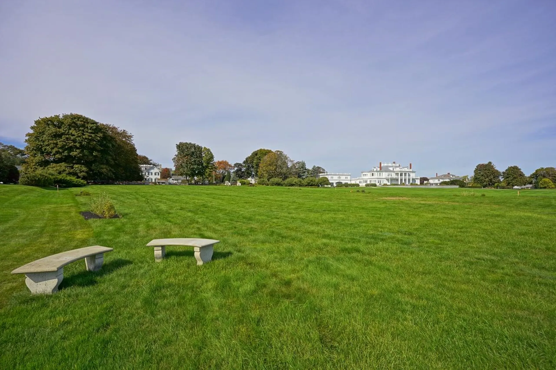 17 Willow Avenue North Hampton NH 03862