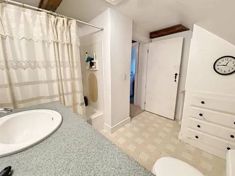 107 Winona Road Meredith NH 03253