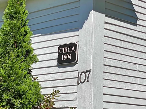 107 Winona Road Meredith NH 03253