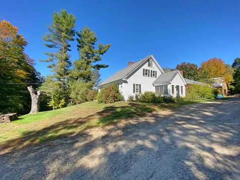 107 Winona Road Meredith NH 03253