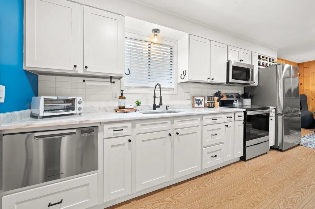 53 Stonedam Circle Meredith NH 03253