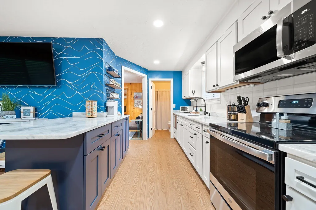53 Stonedam Circle Meredith NH 03253