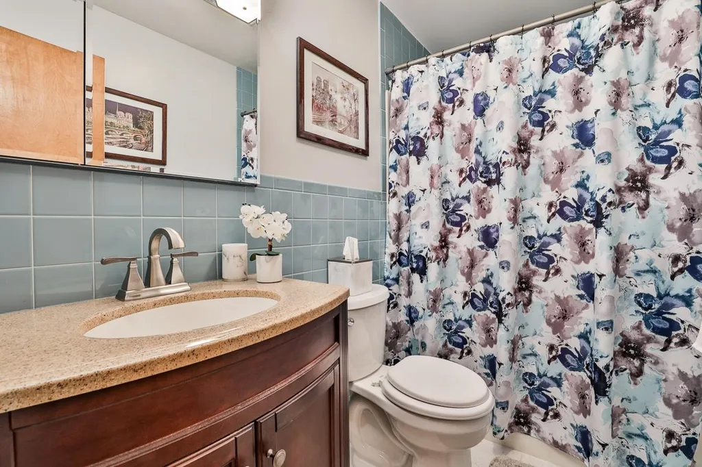 25 Davis Road Merrimack NH 03054
