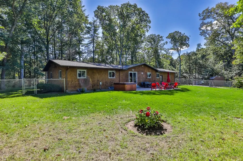 25 Davis Road Merrimack NH 03054