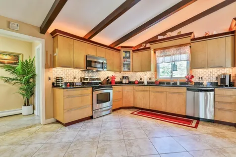 25 Davis Road Merrimack NH 03054