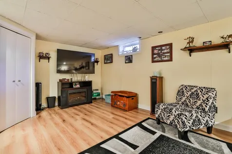 25 Davis Road Merrimack NH 03054