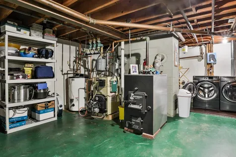 25 Davis Road Merrimack NH 03054