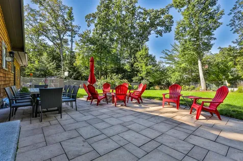 25 Davis Road Merrimack NH 03054