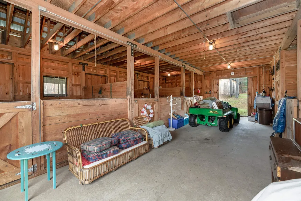 1035 Straits Road New Hampton NH 03256