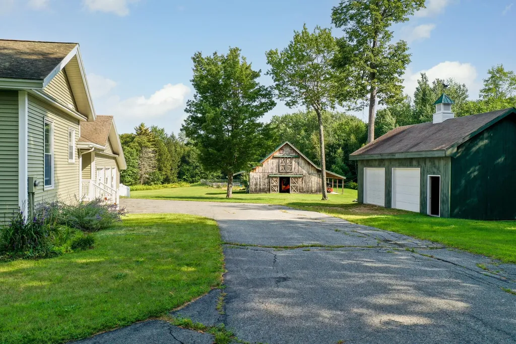 1035 Straits Road New Hampton NH 03256