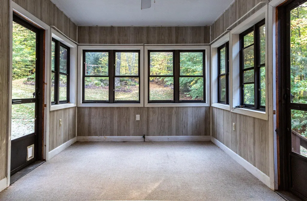 26 Beaver Road Strafford NH 03884