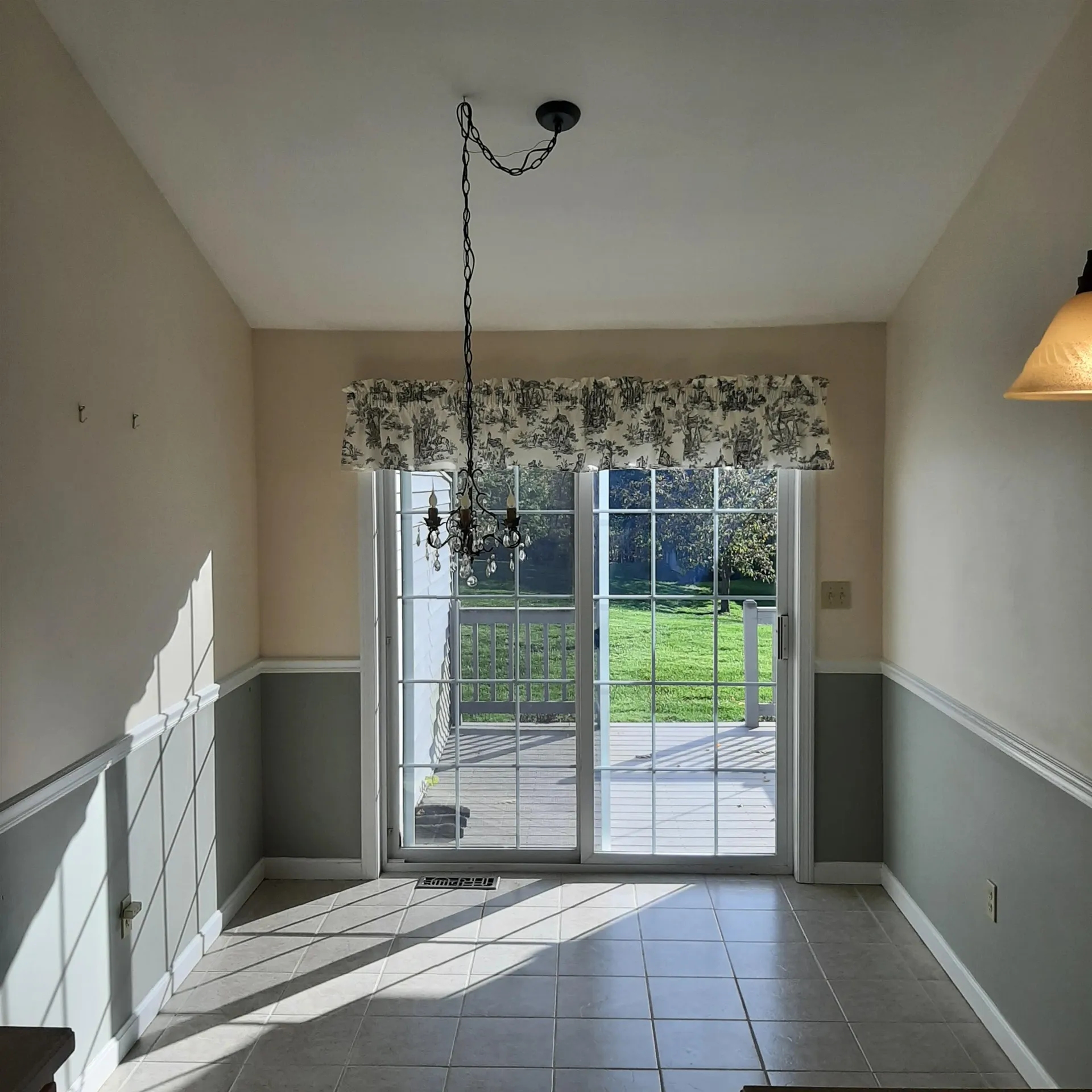 54 Saint John Lane Hampstead NH 03841