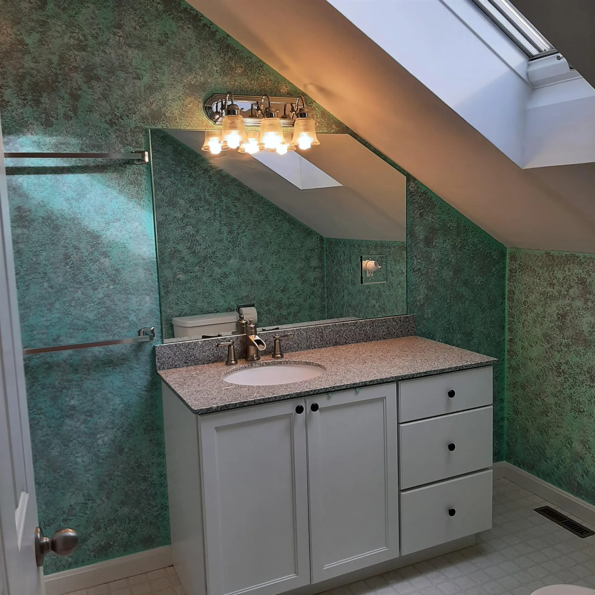 54 Saint John Lane Hampstead NH 03841