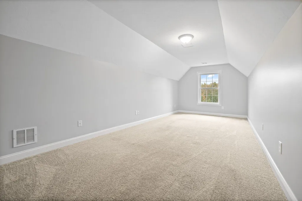67 Olde Bridge Lane Epping NH 03042