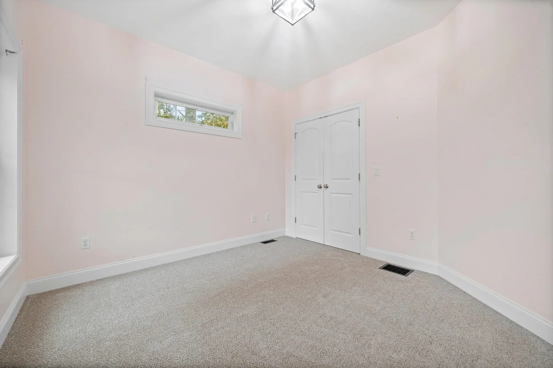 67 Olde Bridge Lane Epping NH 03042