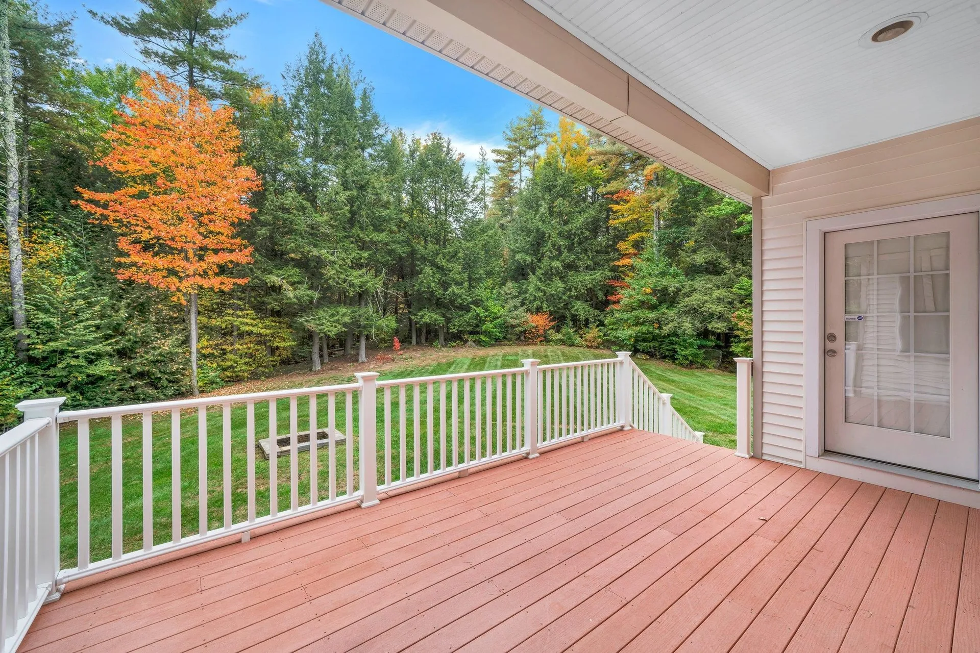 67 Olde Bridge Lane Epping NH 03042