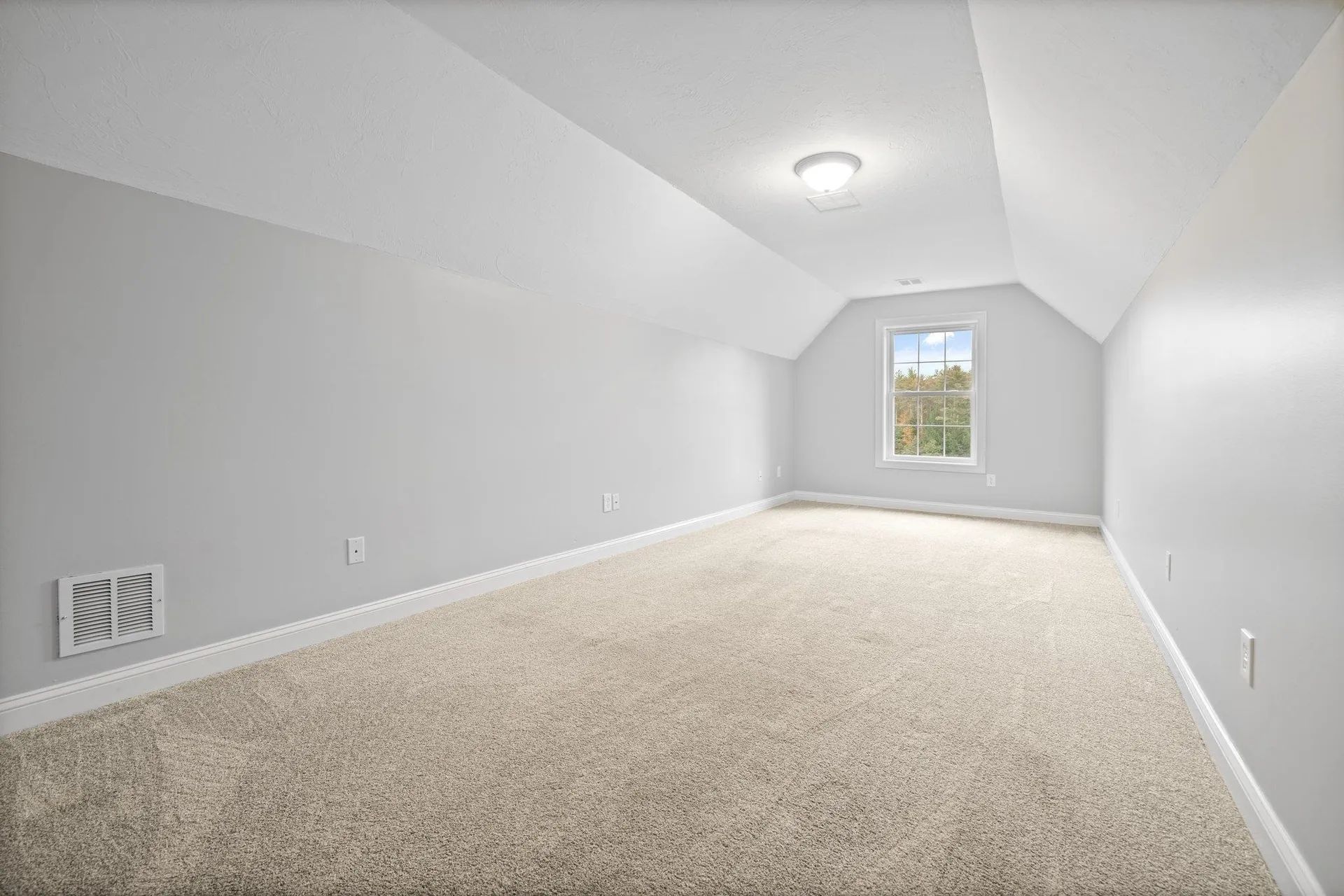 67 Olde Bridge Lane Epping NH 03042