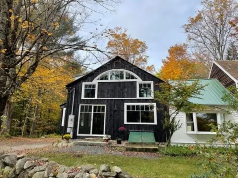 21 Shindagan Road Wilmot NH 03287