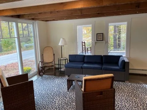 21 Shindagan Road Wilmot NH 03287
