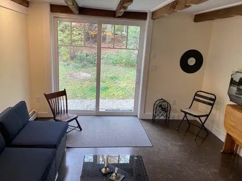 21 Shindagan Road Wilmot NH 03287