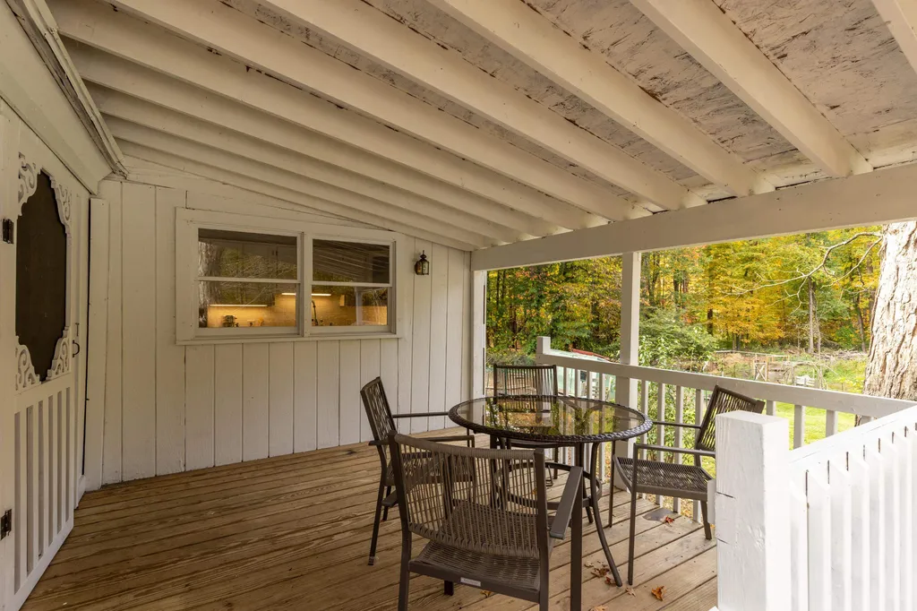 39 Crank Road Hampton Falls NH 03844