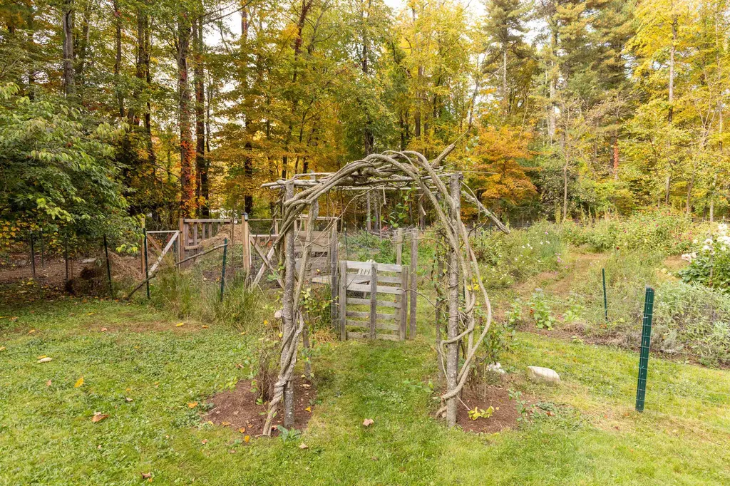 39 Crank Road Hampton Falls NH 03844