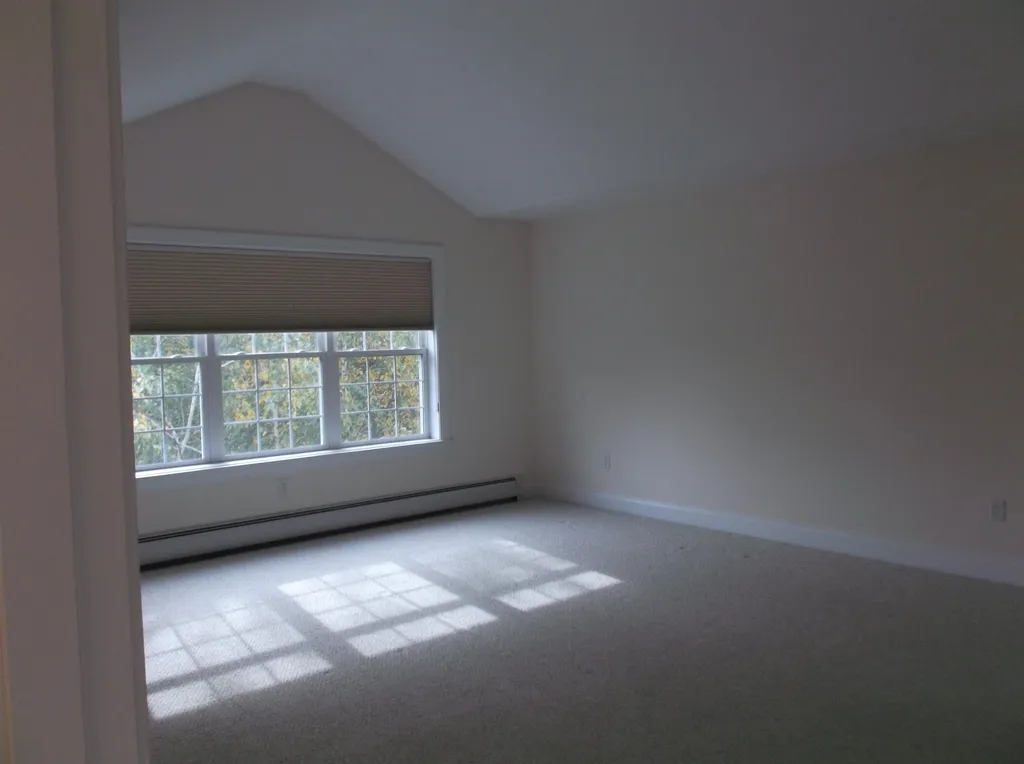 87 Irish Cove Road South Burlington VT 05403