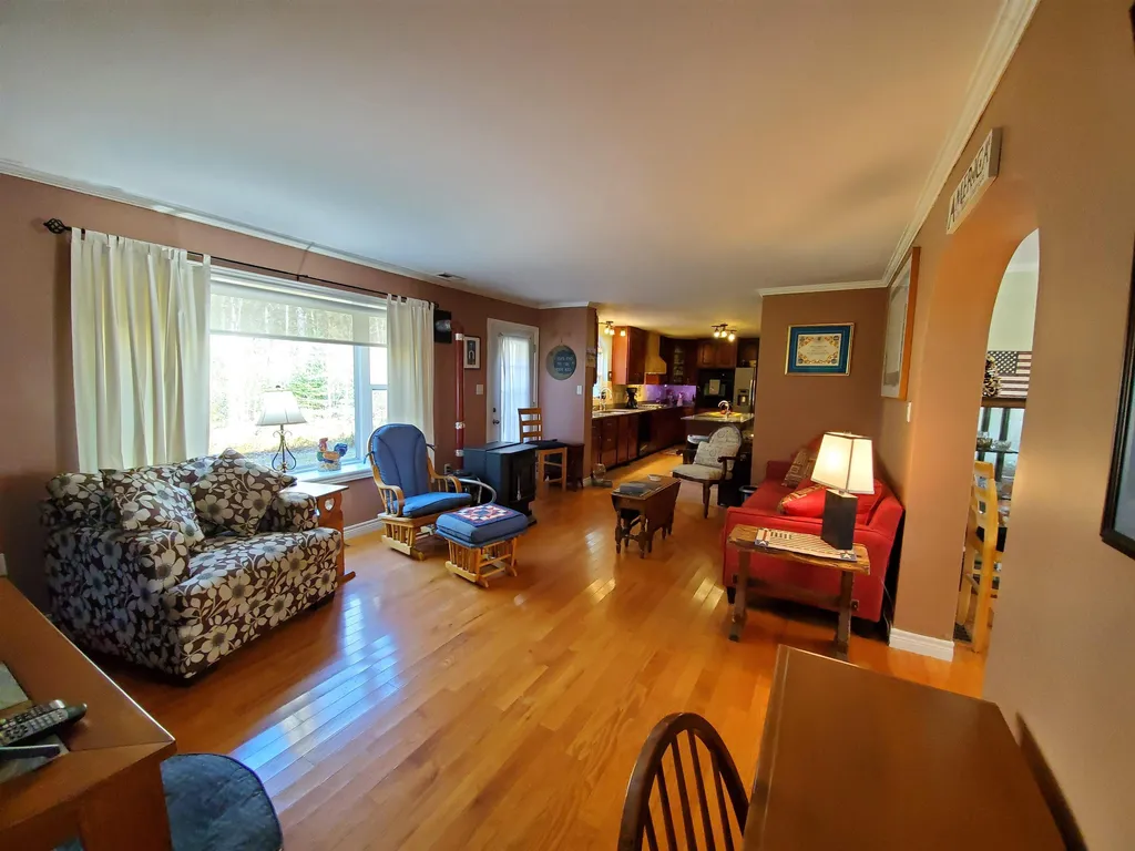 9 Funny Cide Drive Canaan NH 03741